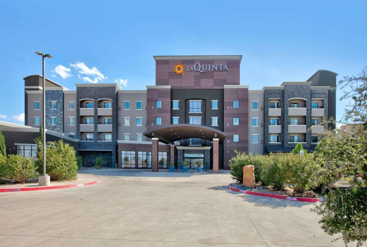 La Quinta Inn & Suites By Wyndham Lubbock Southwest Exteriör bild