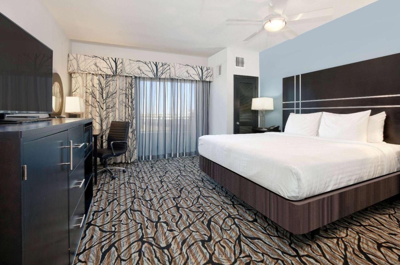 La Quinta Inn & Suites By Wyndham Lubbock Southwest Exteriör bild