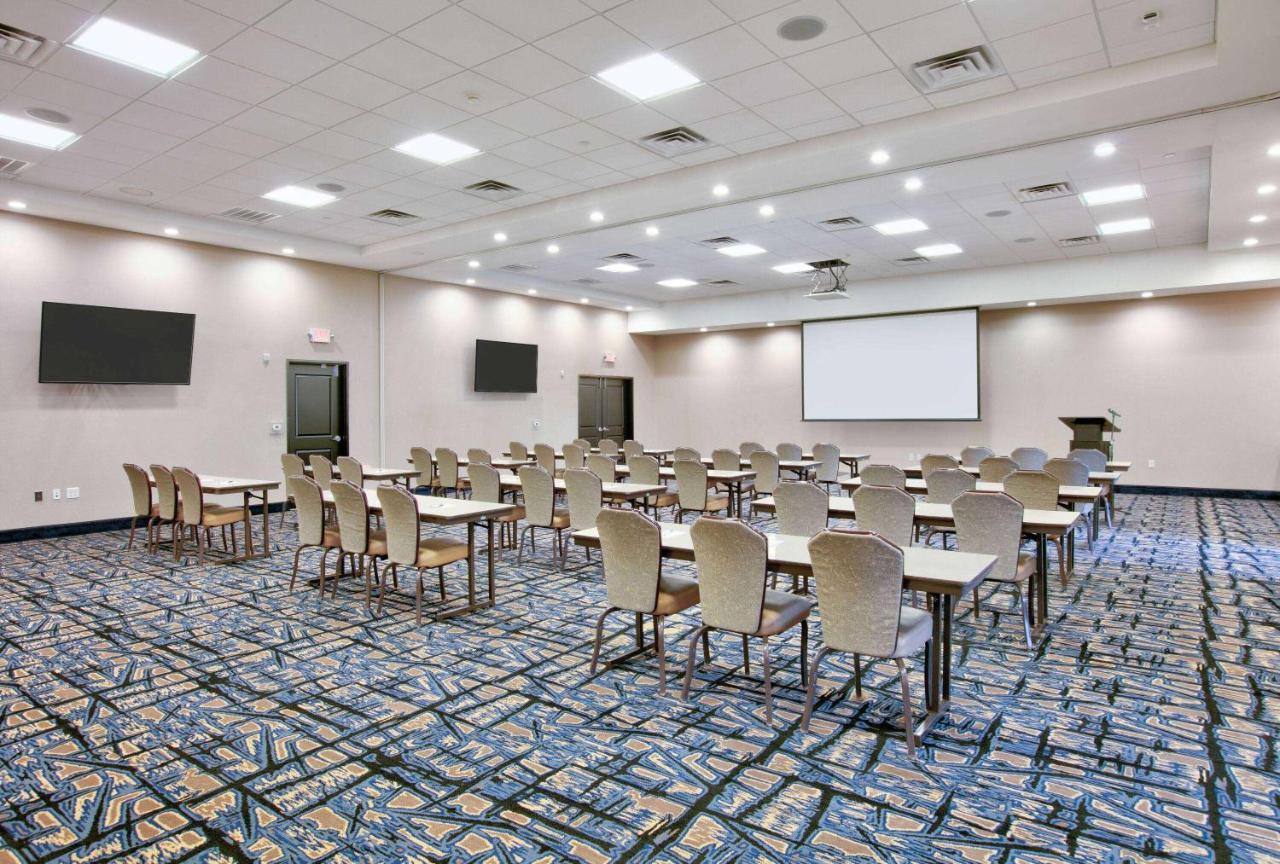 La Quinta Inn & Suites By Wyndham Lubbock Southwest Exteriör bild