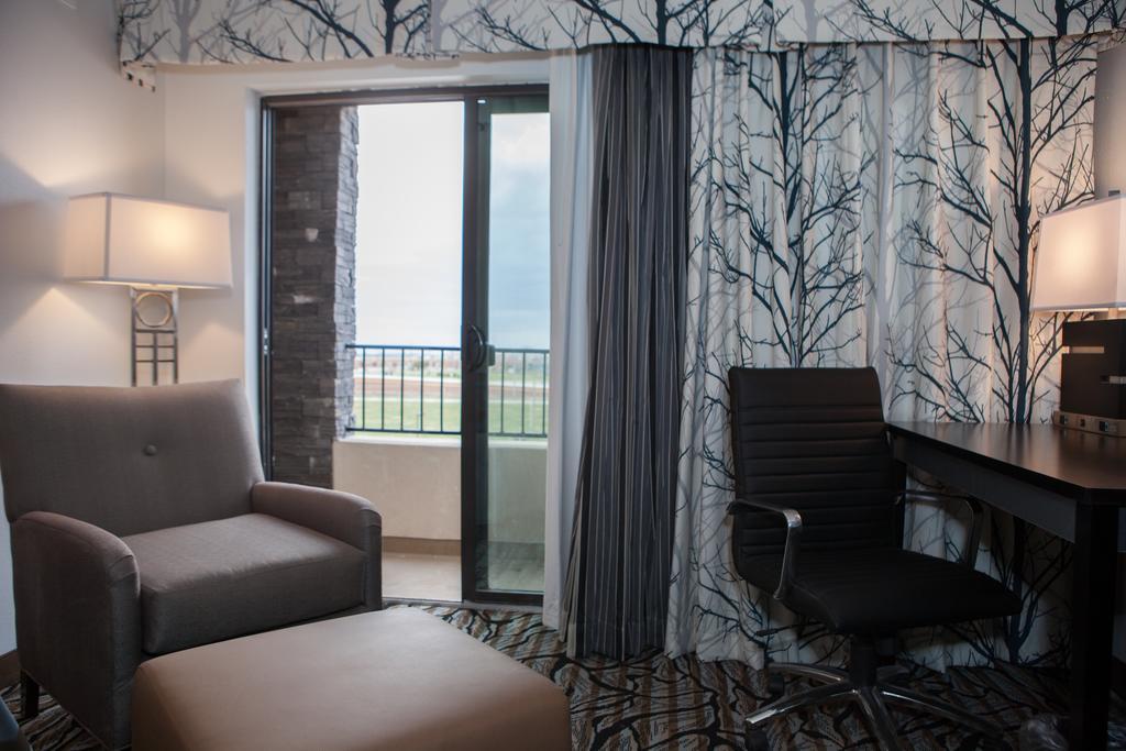 La Quinta Inn & Suites By Wyndham Lubbock Southwest Exteriör bild